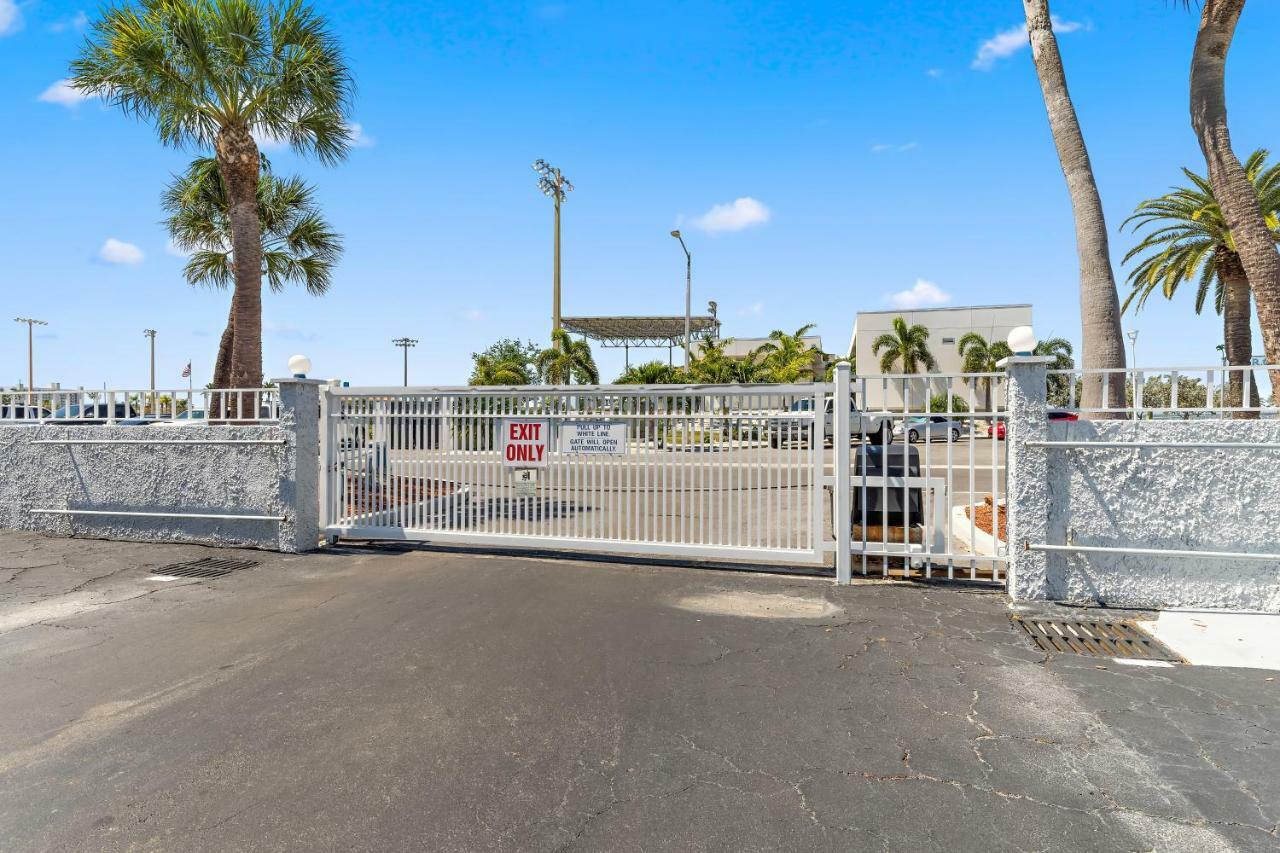 Madeira Beach Condo St. Pete Beach Exterior photo
